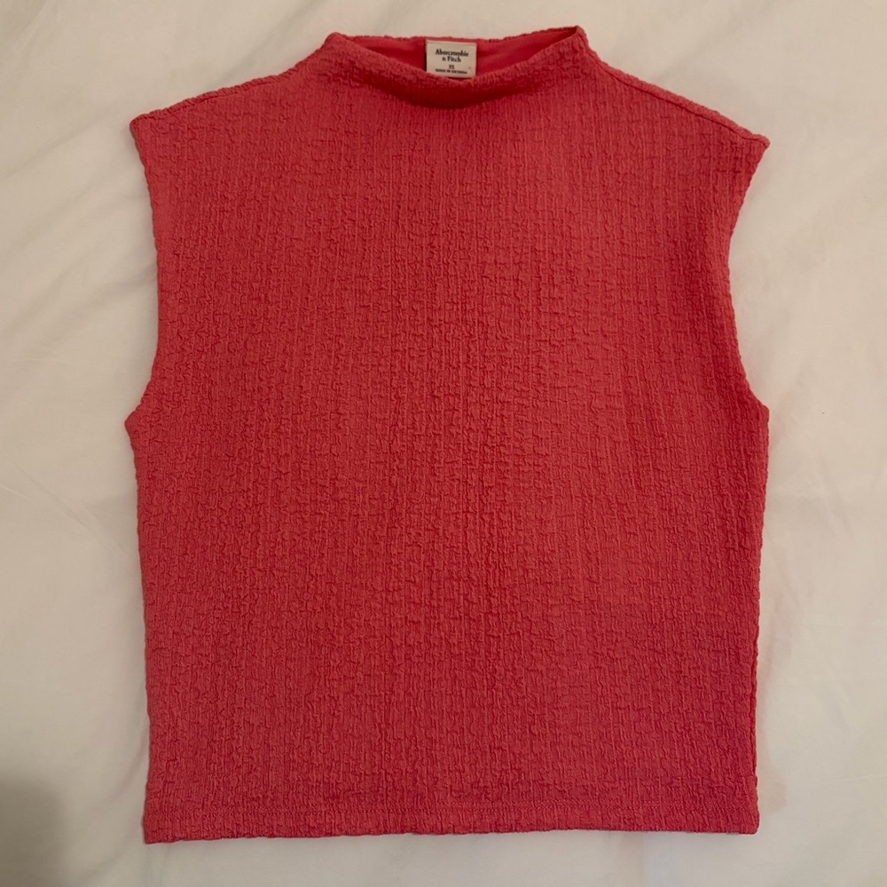 NWT Abercrombie mock neck textured top